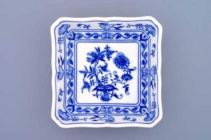 Cibulák – Misa šalátová 4-hranná 18 cm – originálny cibuľový porcelán I. akosť
