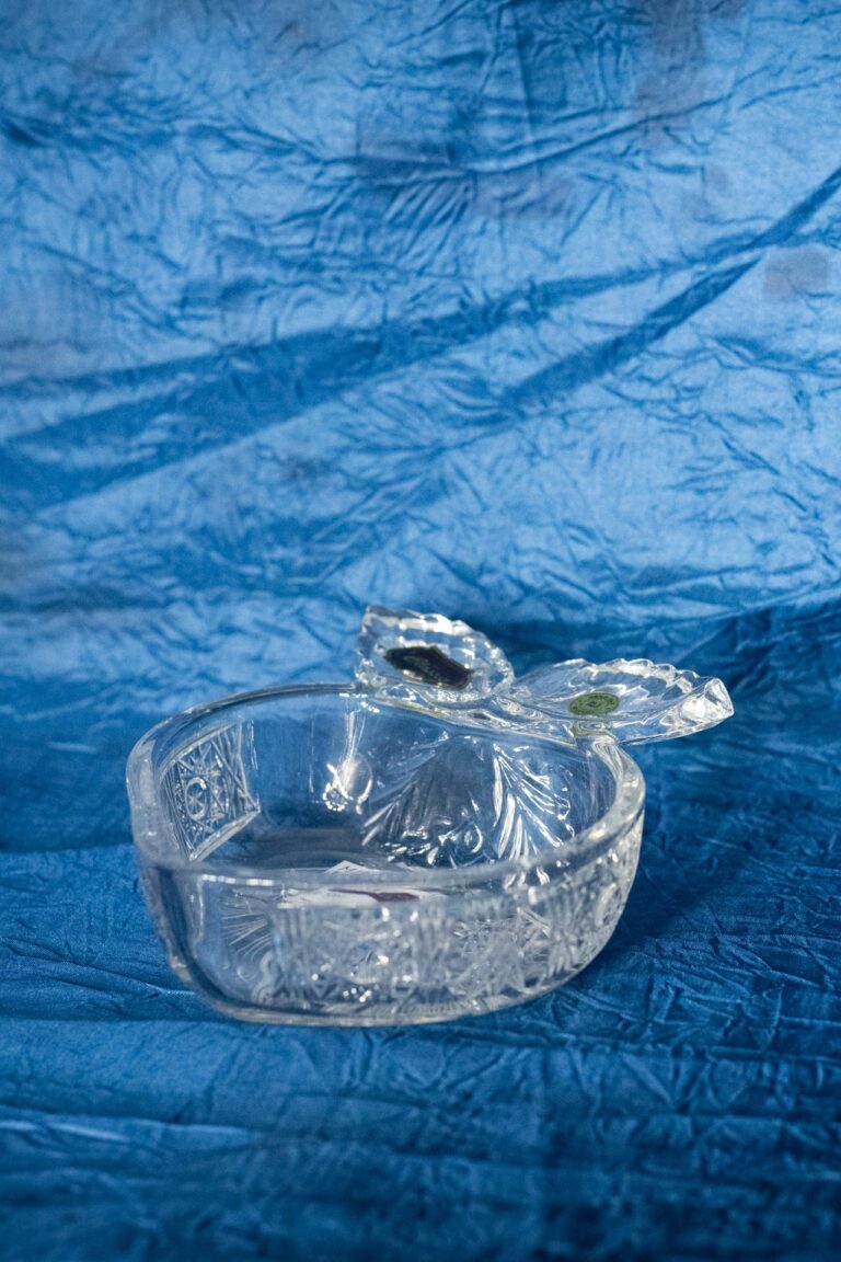 Křišťálová broušená miska jahoda 12 cm