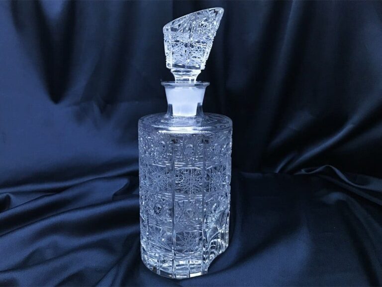 Křišťálová broušená whisky láhev 550 ml
