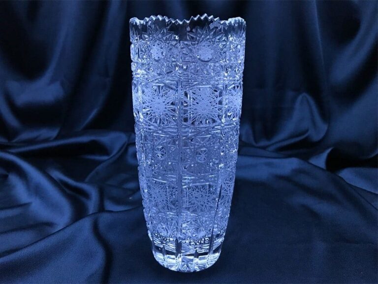 Křišťálová broušená váza 20 cm