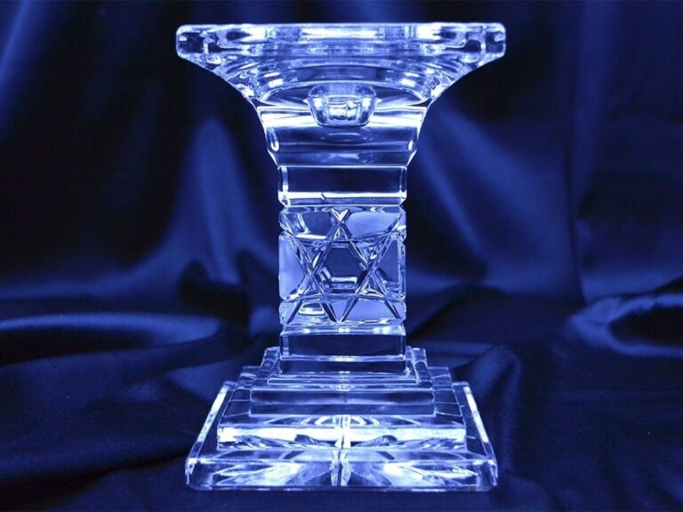 Křišťálový broušený svícen 13,5 cm