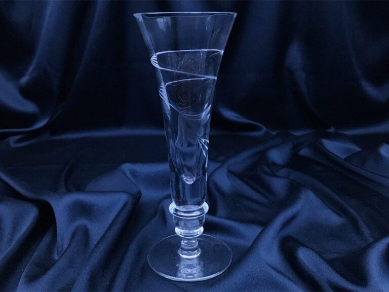 Křišťálová broušená váza 20 cm