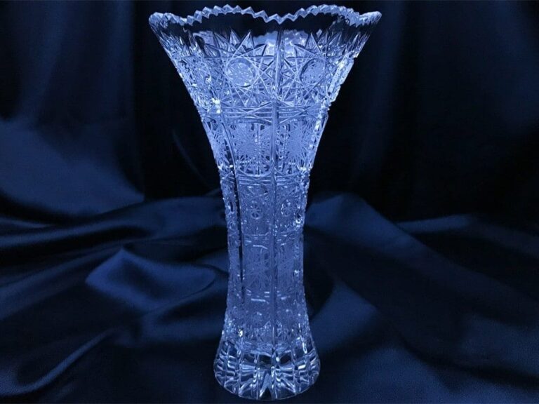 Křišťálová broušená váza 20 cm